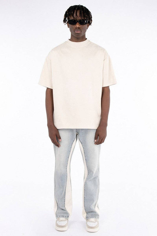 Jeans met lichte uitlopende pijpen